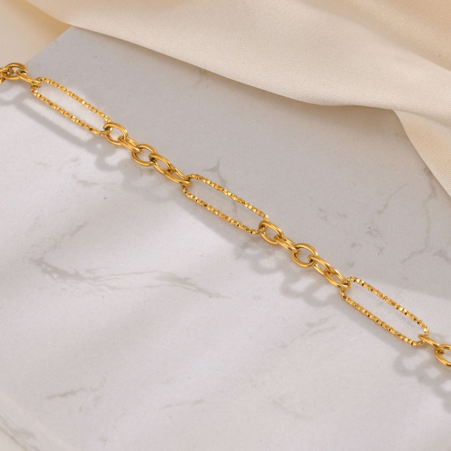 Golden Hills Necklace